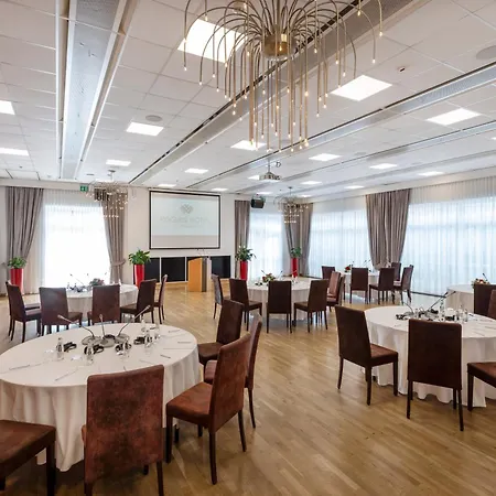 Rogner 5* Τίρανα