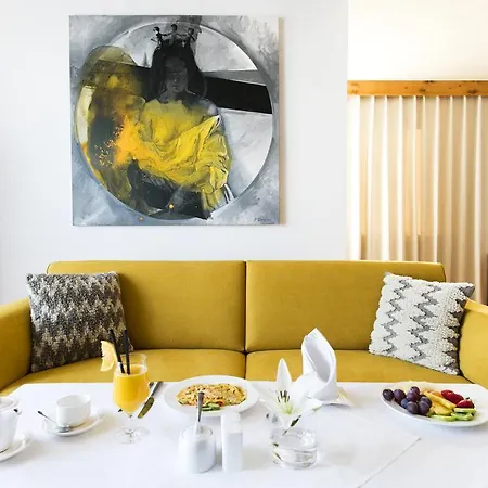 Rogner 5* Tirana