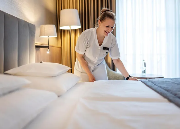 罗格纳地拉那酒店 5*